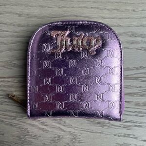 Juicy Couture Bling Bling Zip Bifold Wallet